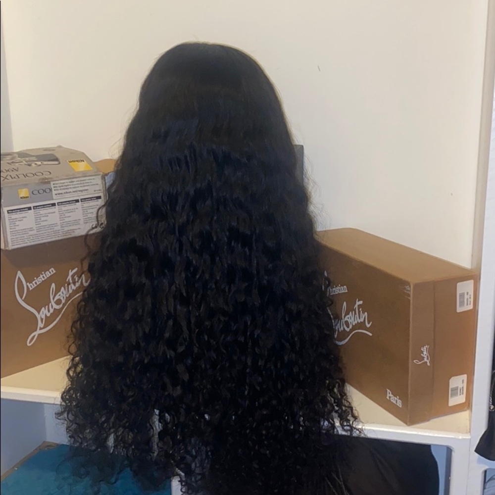 Raw Vietnamese 5x5 Closure Wig 20-22” - Picture 2 of 3